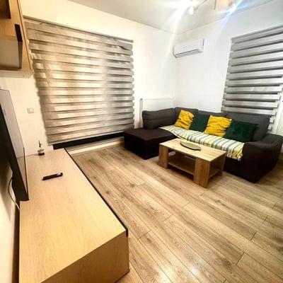 Alquiler de buen apartamento de dos habitaciones, Sector 6, cerca del centro de la ciudad, Bucarest, Rumanía