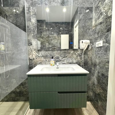 Alquiler de apartamento moderno de dos habitaciones, Sector 6, cerca del centro de la ciudad, Bucarest, Rumanía