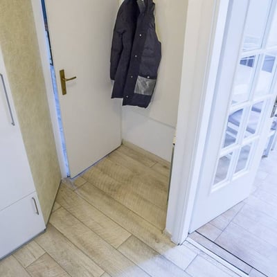 Location d’un appartement en duplex en face du parc Tašmajdan, 52 m², Belgrade, Serbie