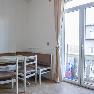 Location d’un appartement en duplex en face du parc Tašmajdan, 52 m², Belgrade, Serbie