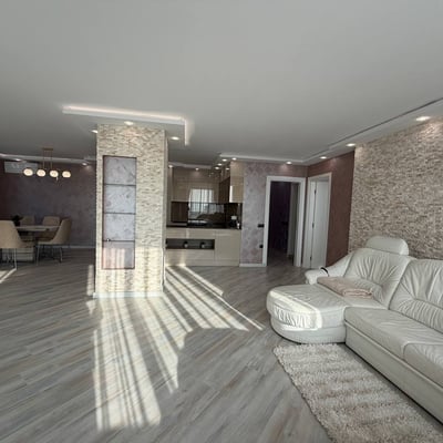 Rent of a spacious two-room apartment, 120 m², Varna, Briz, Bulgaria