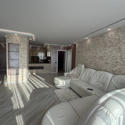 Rent of a spacious two-room apartment, 120 m², Varna, Briz, Bulgaria