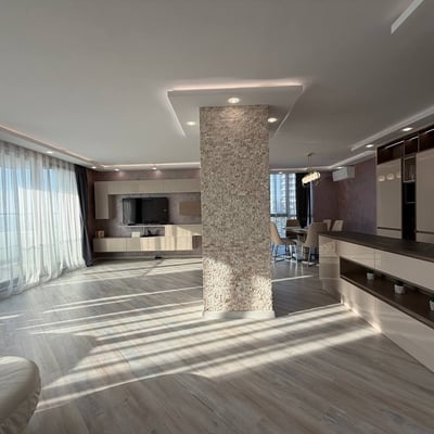 Rent of a spacious two-room apartment, 120 m², Varna, Briz, Bulgaria