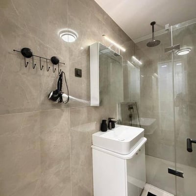 Alquiler de un estudio luminoso en un complejo residencial premium, 36 m², Belgrado, Dorćol, Serbia