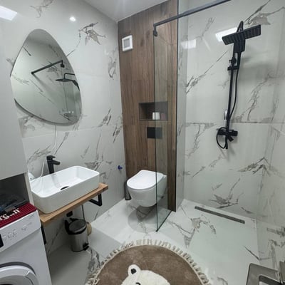 Alquiler de apartamentos de lujo de dos habitaciones, 60 m², Constanța, Mamaia, Rumanía