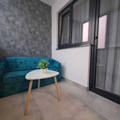 Rent of a furnished two-room apartment, 45 m², Bucharest, Sector 4, Romania