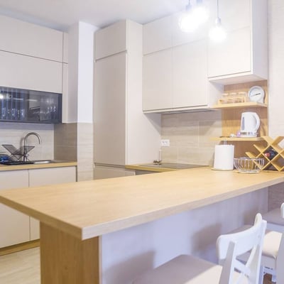 Alquiler de un apartamento de dos habitaciones en un complejo residencial premium, 51 m², Belgrado, New Belgrade, Serbia