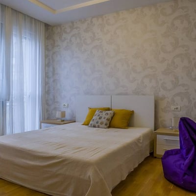 Rent of a spacious two-room apartment, 62 m², Belgrade, Vračar, Serbia
