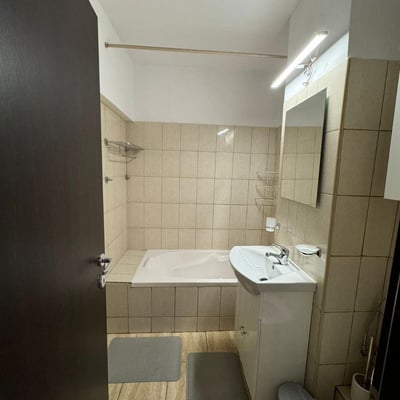 Location d’appartements confortables de deux pièces, 54 m², Constanța, Tomis 2, Roumanie