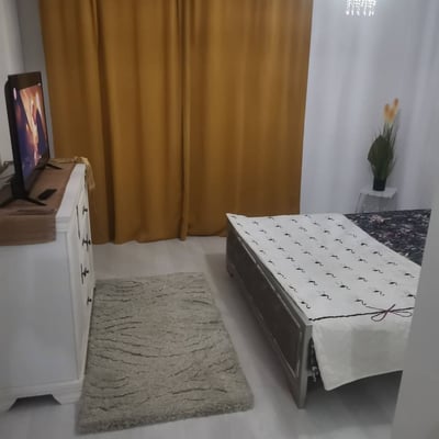 Rent of a furnished two-room apartment, 48 m², Bucharest, Sector 4, Romania