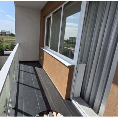 Alquiler de una villa cómoda de tres habitaciones, 120 m², Năvodari, Rumanía