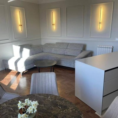 Miete einer komfortablen Dreizimmerwohnung, 87 m², Belgrad, Senjak, Serbien