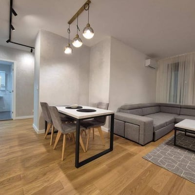 Rent of a spacious three-room apartment in a new building, 90 m², Belgrade, Voždovac, Serbia