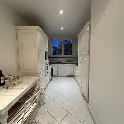 Rent of a spacious three-room apartment, 115 m², Paris, 16th arrondissement, France