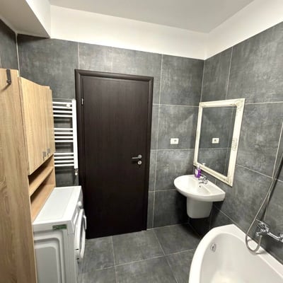 Аренда свежей двухкомнатной квартиры с автономным отоплением, Бухарест, сектор 6, Румыния