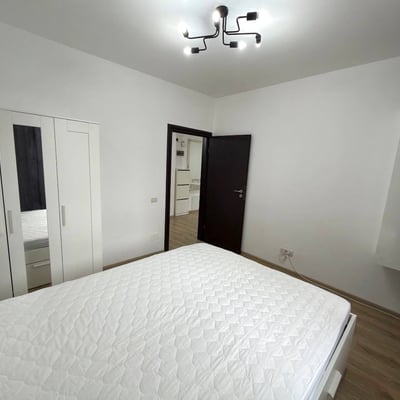 Аренда свежей двухкомнатной квартиры с автономным отоплением, Бухарест, сектор 6, Румыния