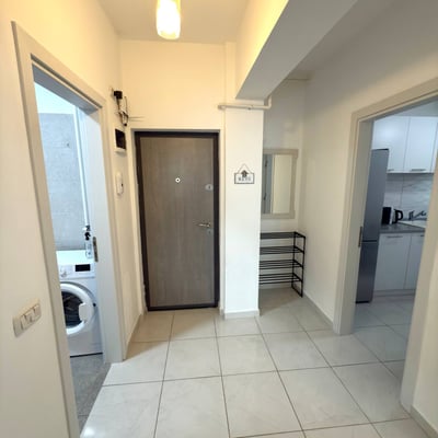 Alquiler de un apartamento luminoso de dos habitaciones, Bucarest, Sector 6, Rumanía