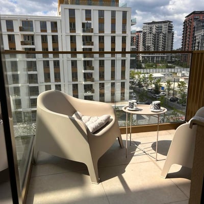 Alquiler de un apartamento completamente nuevo de dos habitaciones, 53 m², Belgrado, Belgrade Waterfront, Serbia