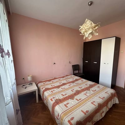 Rent of a cozy three-room apartment, Varna, Hristo Botev district, Bulgaria