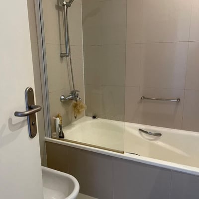 Alquiler de un apartamento luminoso de tres habitaciones con vista panorámica, Buenos Aires, Puerto Madero, Argentina