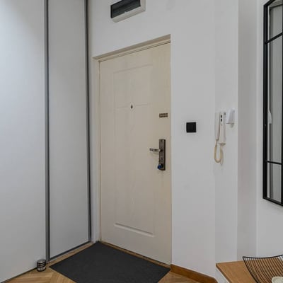 Rent of a cozy two-room apartment, 40 m², Belgrade, Voždovac, Serbia