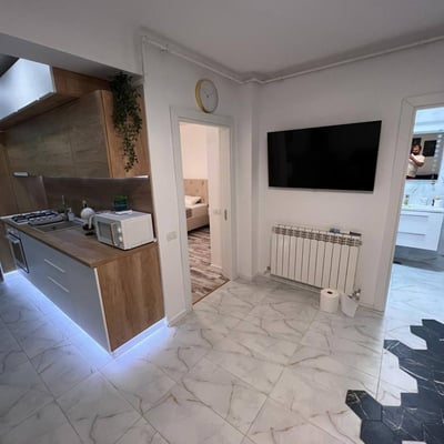 Miete komfortabler Zweizimmer-Apartments mit 50 m² in Tomis Plus, Constanța, Rumänien