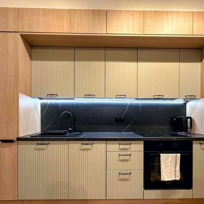 Miete einer modernen Dreizimmerwohnung mit 50 m² im Stadtteil Nadodrze, Breslau, Polen