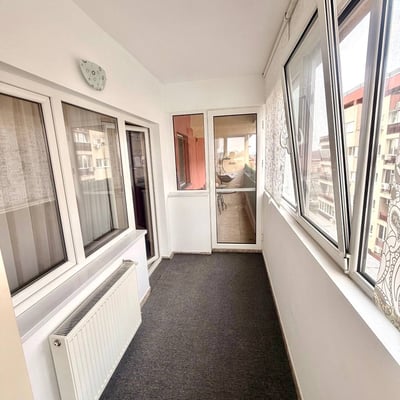 Аренда отличной двухкомнатной квартиры, сектор 6, Бухарест, Румыния