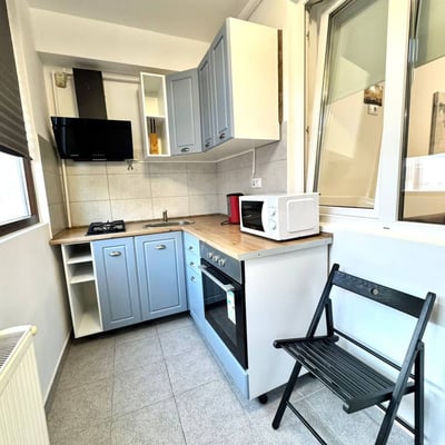 Miete einer hellen Zweizimmerwohnung, Sektor 6, Chiajna, Bukarest, Rumänien