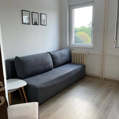 Rent of a three-room apartment, 72 m², near the park and the riverfront, New Belgrade, Belgrade, Serbia