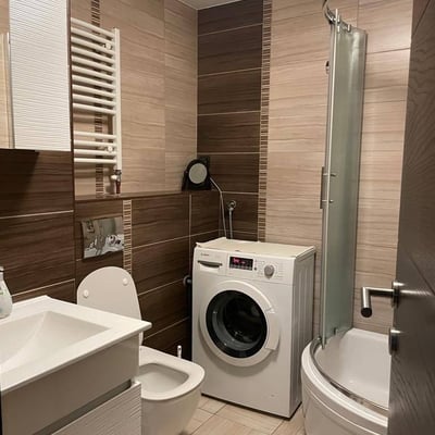 Rent of a three-room apartment, 72 m², near the park and the riverfront, New Belgrade, Belgrade, Serbia