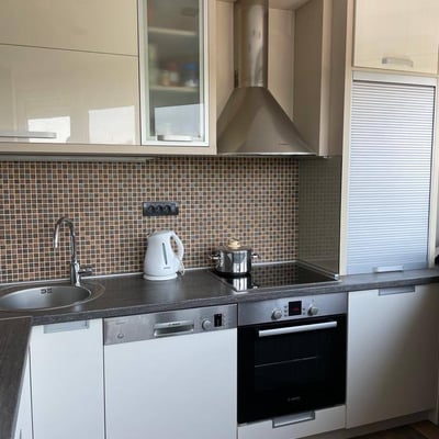 Rent of a three-room apartment, 72 m², near the park and the riverfront, New Belgrade, Belgrade, Serbia