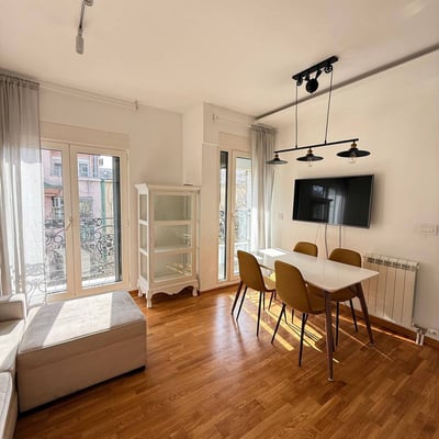 Rent of a bright three-room apartment, 54 m², in the city center, Belgrade, Serbia