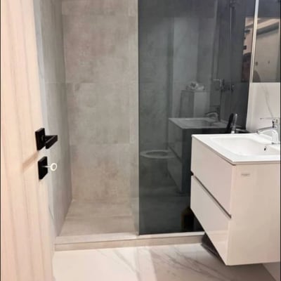 Аренда меблированной двухкомнатной квартиры, сектор 6, Бухарест, Румыния