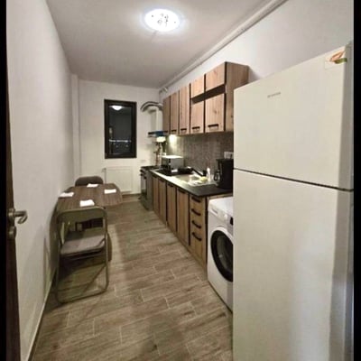 Аренда комфортной двухкомнатной квартиры, сектор 6, Бухарест, Румыния