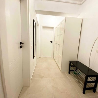 Alquiler de un excelente apartamento de dos habitaciones con balcón, sector 6, Bucarest, Rumanía