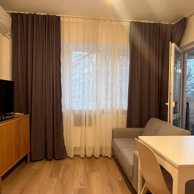 Alquiler de un estudio nuevo y amueblado, Bucarest, Rumanía