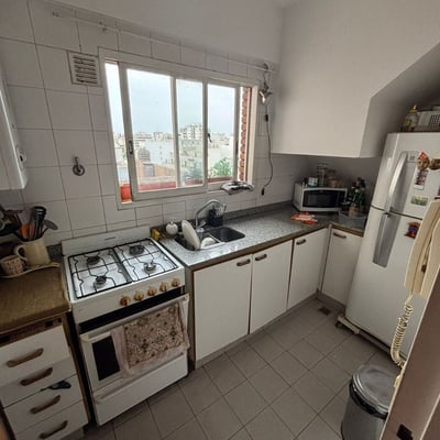 Аренда двухкомнатной квартиры с балконом без мебели, Буэнос-Айрес, Аргентина