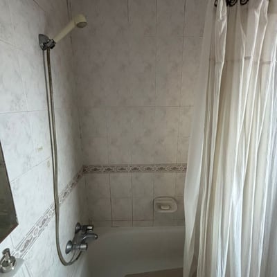 Аренда двухкомнатной квартиры с балконом без мебели, Буэнос-Айрес, Аргентина