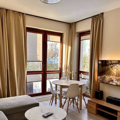 Rent of a modern two-room apartment, 52 m², with a private garden, Jelonki Południowe, Warsaw, Poland