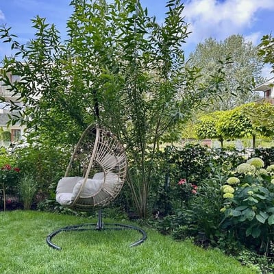 Rent of a modern two-room apartment, 52 m², with a private garden, Jelonki Południowe, Warsaw, Poland