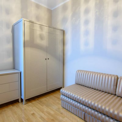 Аренда светлой трехкомнатной квартиры 100 м² в центре города, Белград, Сербия