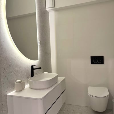 Rent of a new luxury two-room apartment, 50 m², in the city center, Bucharest, Romania