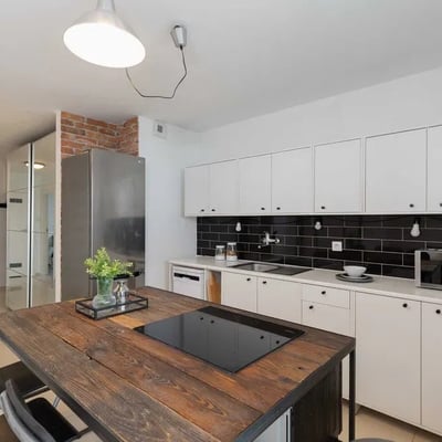 Rent of a spacious three-room apartment, 70 m², Krowodrza district, Kraków, Poland