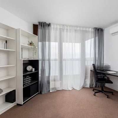 Rent of a spacious three-room apartment, 70 m², Krowodrza district, Kraków, Poland