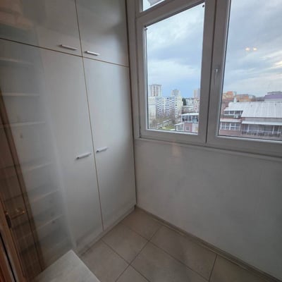 Аренда уютной двухкомнатной квартиры в районе Славейков, Бургас, Болгария