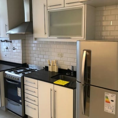 Аренда светлой трехкомнатной квартиры 76 м² в районе Recoleta, Буэнос-Айрес, Аргентина