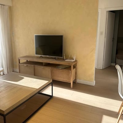 Аренда светлой трехкомнатной квартиры 76 м² в районе Recoleta, Буэнос-Айрес, Аргентина