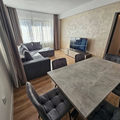 Rent of a comfortable three-room apartment, 75 m², Faleza Nord, Constanța, Romania