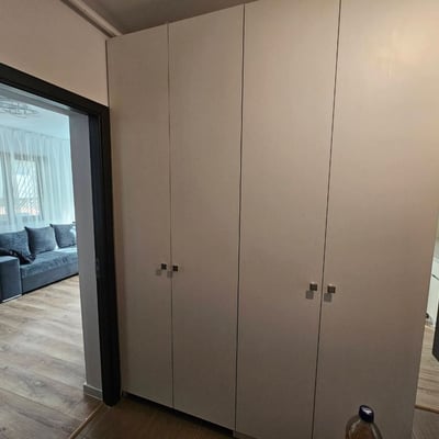 Miete einer komfortablen Dreizimmerwohnung mit 75 m² in Faleza Nord, Constanța, Rumänien